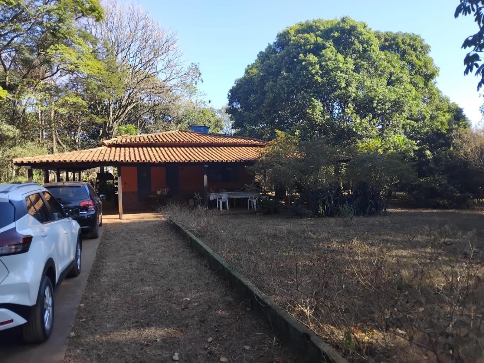 Sitio Bemtevi - Jockey Camping - Uberlandia Villa Exterior foto