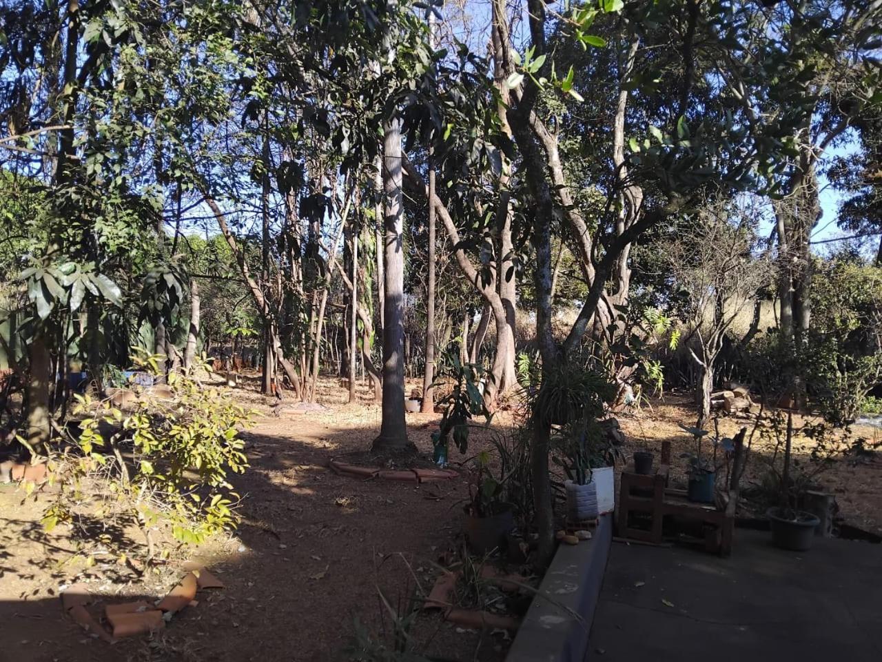Sitio Bemtevi - Jockey Camping - Uberlandia Villa Exterior foto